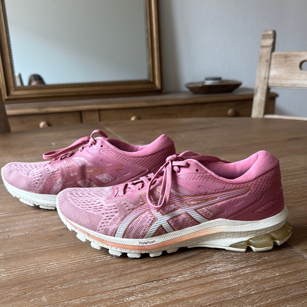 ASICS Pink Sneaker